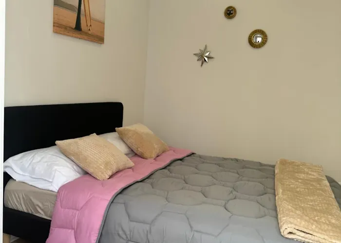 Apartment Escale 2 *