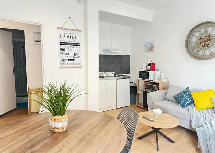 Apartament Escale 2 *